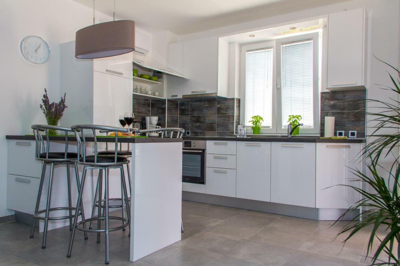 Apartmani Zoric Punat Zewnętrze zdjęcie